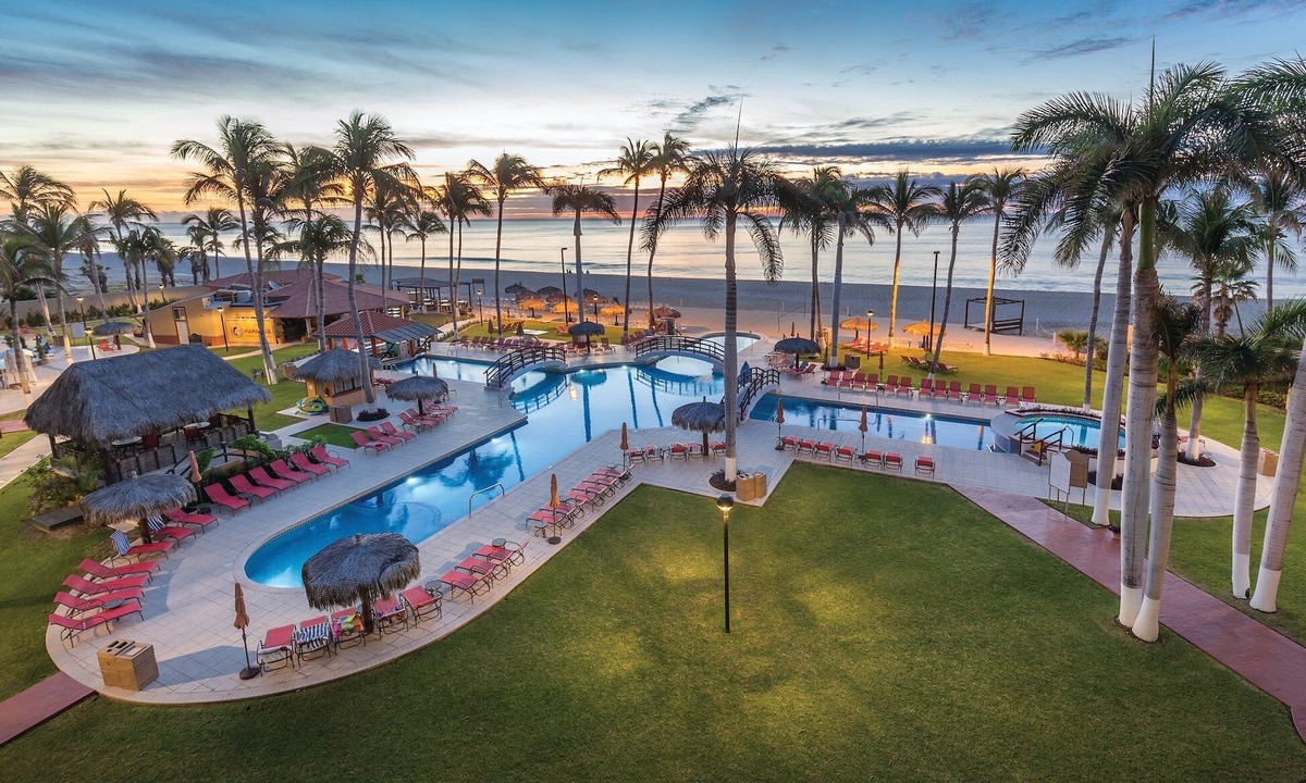 San Jose del Cabo Resort | Beautiful resort in the heart of it all!