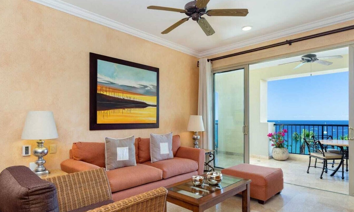 El Zacatal Resort | Beautiful resort on the beach in Cabo San Lucas Mexico-marina & shopping nearby