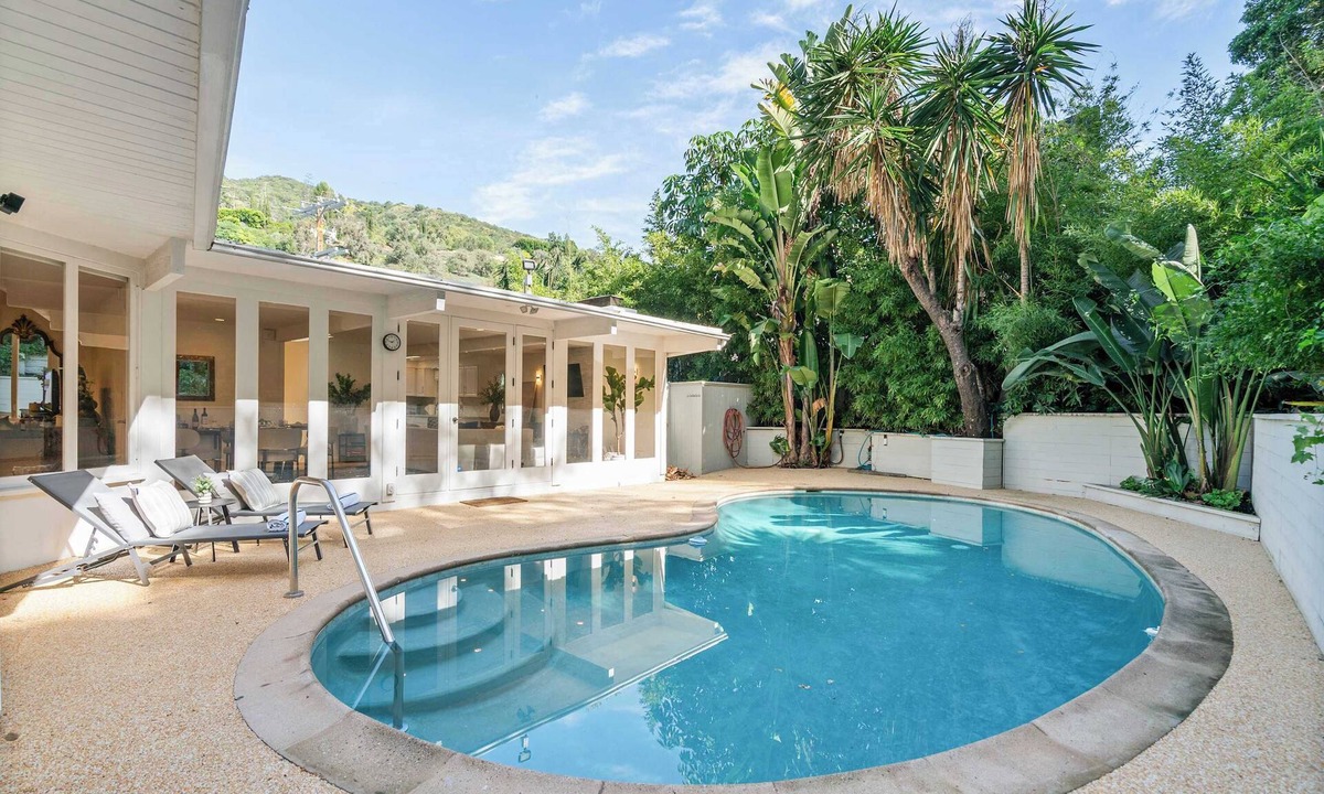 Beverly Glen House | Beverly Hills 2BR | Pool + Canyon Views | C&C