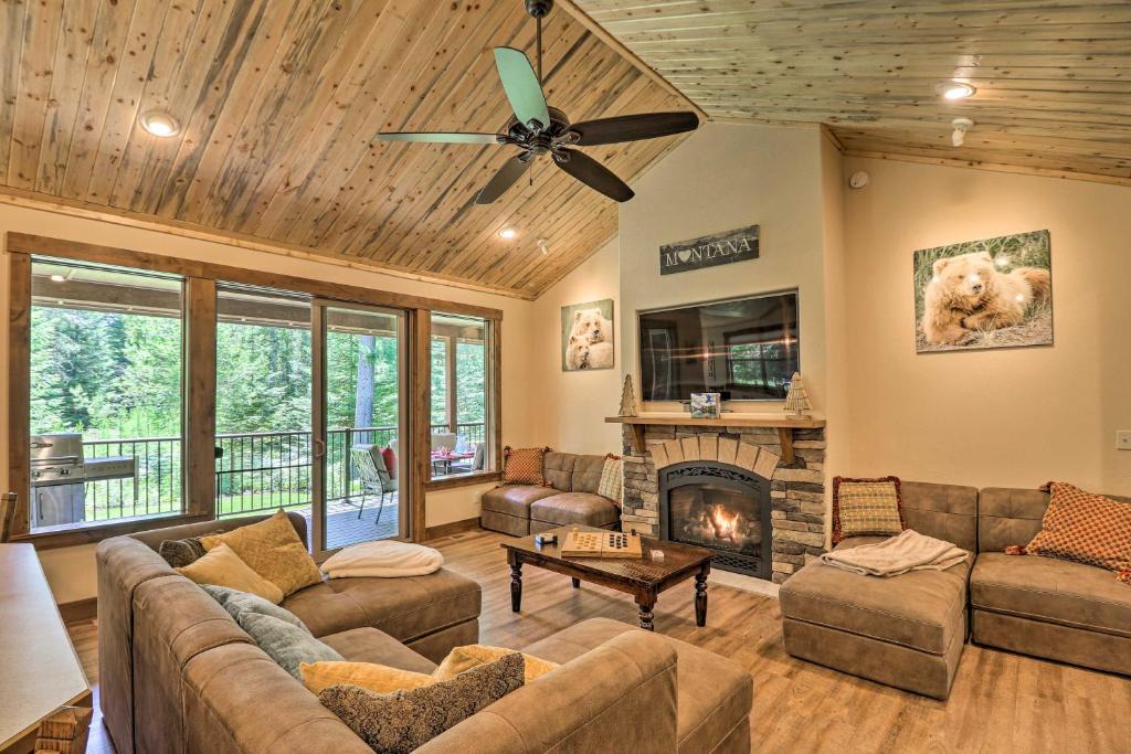 Bigfork House | Bigfork Modern Living - Pet & Family Friendly!