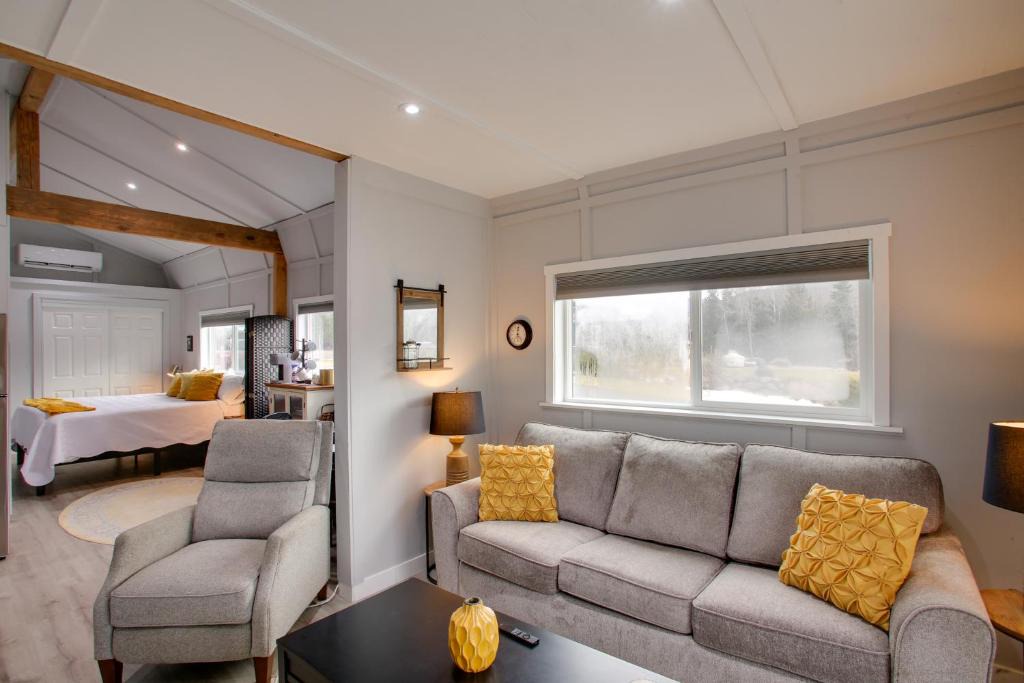 Athol Apartment | Bougie Barn 5 mi to Silverwood theme park!