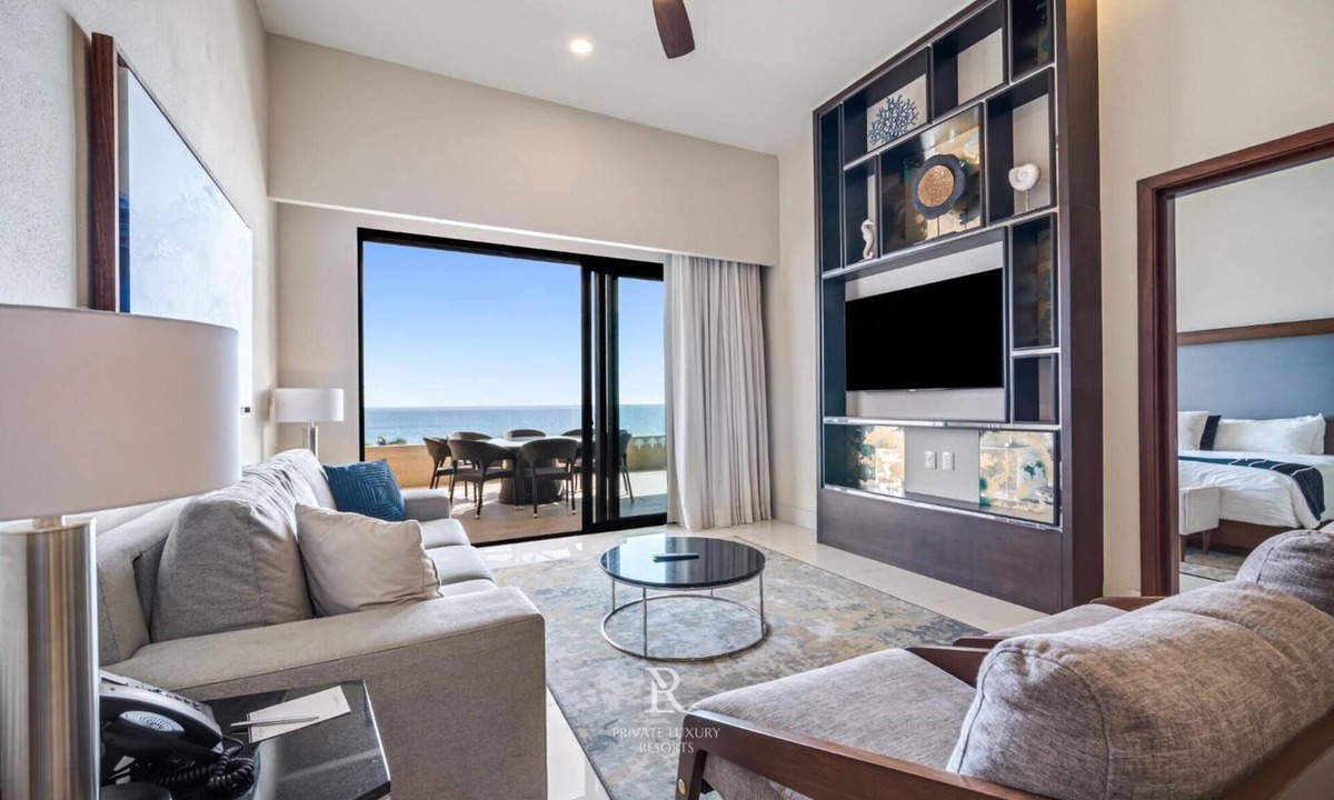 San Jose del Cabo Resort | Breathtaking Oceanfront Views at Villa La Valencia Resort