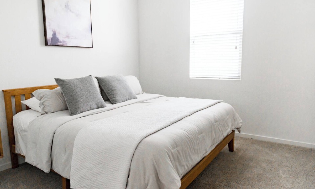 Buckeye House | Bright Bohemian Beauty & Community Pool & Jacuzzi