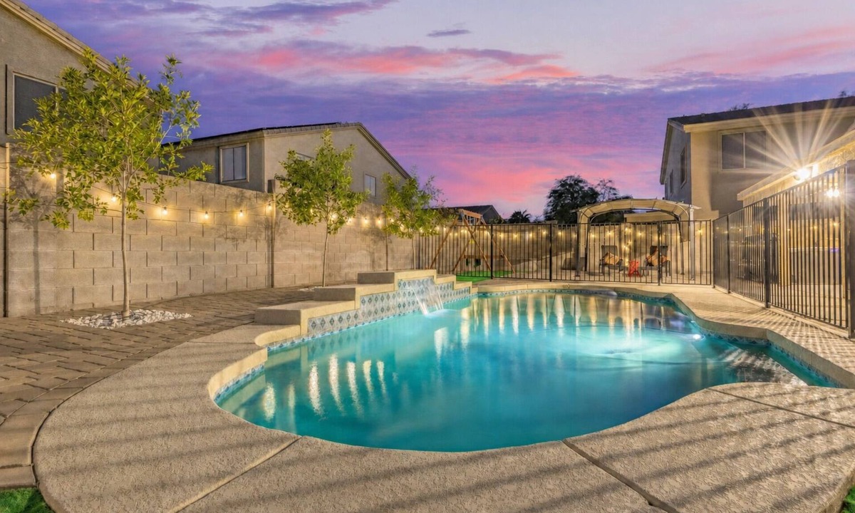Rio Crossing House | Cactus House: 5BR Family Fun Hub