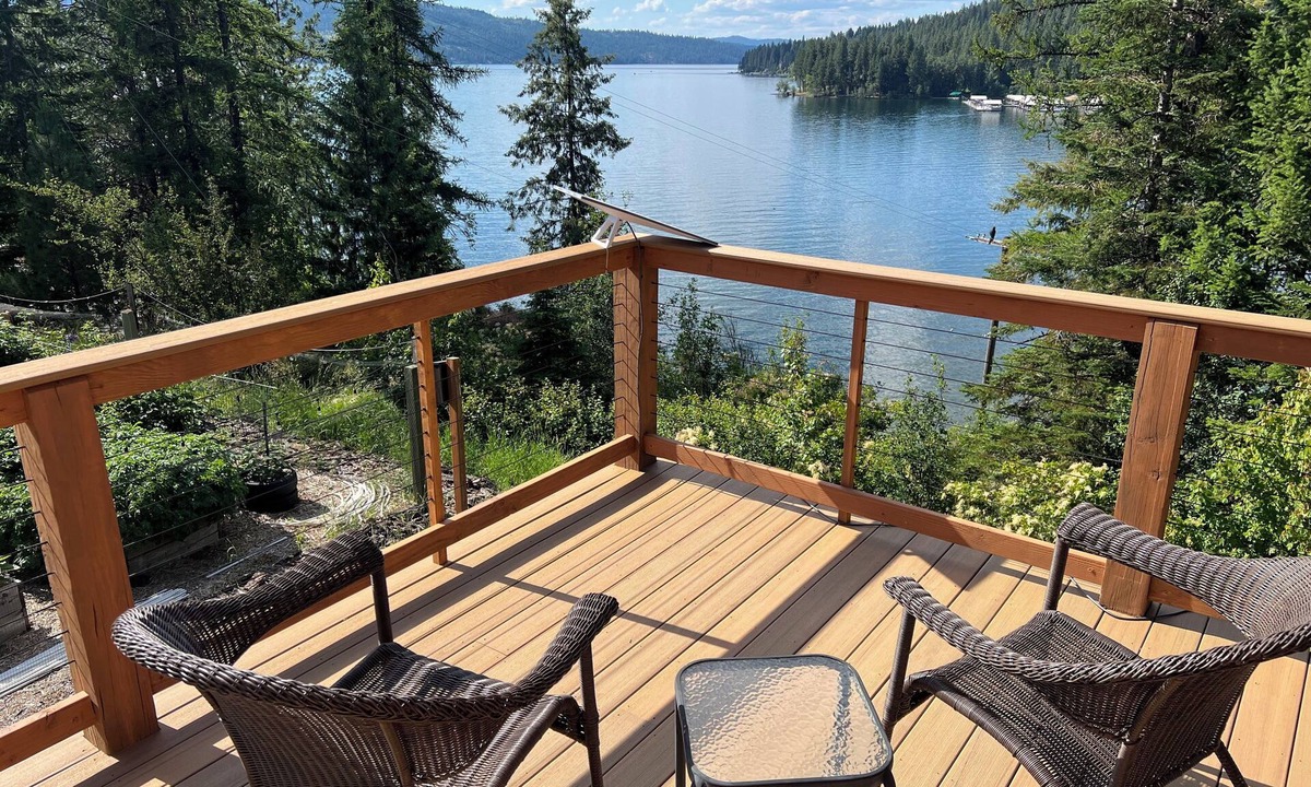 Harrison Cabin | Carlin Bay Retreat on Lake Coeur d'Alene