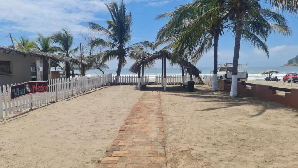 Mazatlan Apartment | Casa a pie de playa isla de la piedra