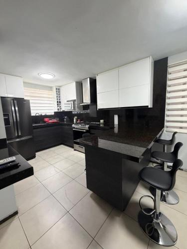 San Nicolas de los Garza House | Casa acogedora cerca del aeropuerto de Monterrey
