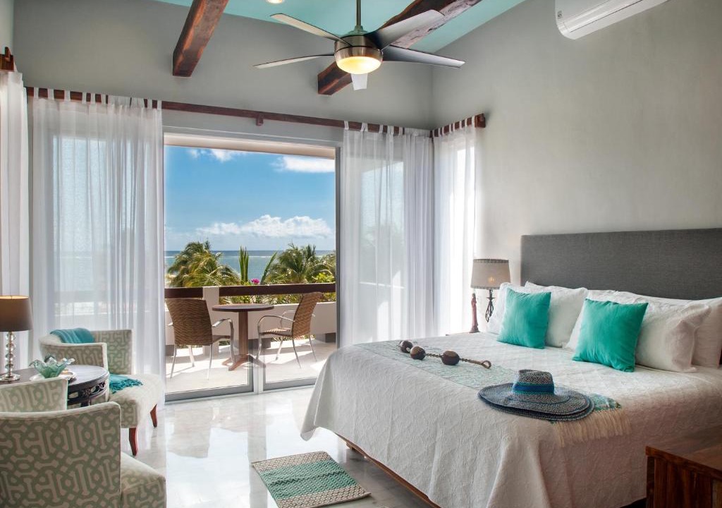 Puerto Morelos House | Casa Agua Azul - Family Getaway with Stunning Ocean Views
