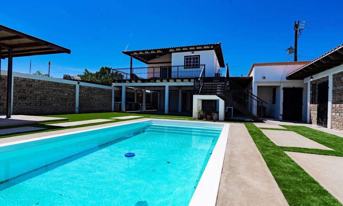 San Felipe House | Casa Barquito: Spacious 4-bedroom getaway