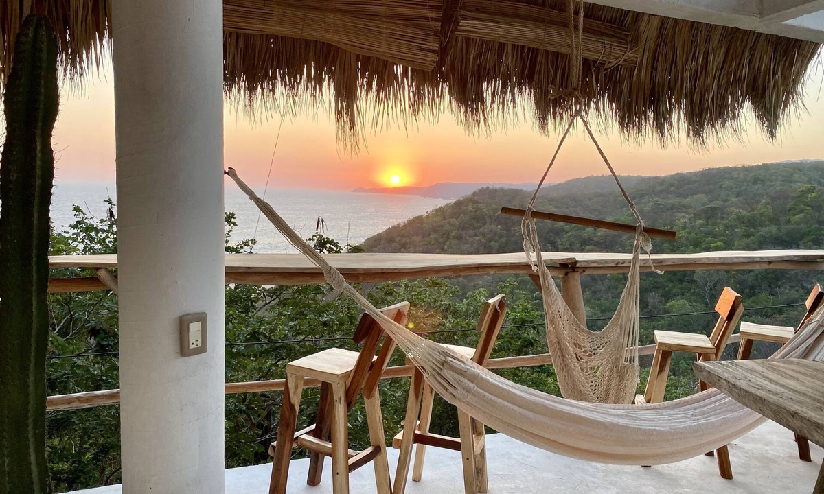 San Pedro Pochutla House | Casa con Palapa y Vista a la Increíble Playa del Pacífico en la Costa Oaxaqueña