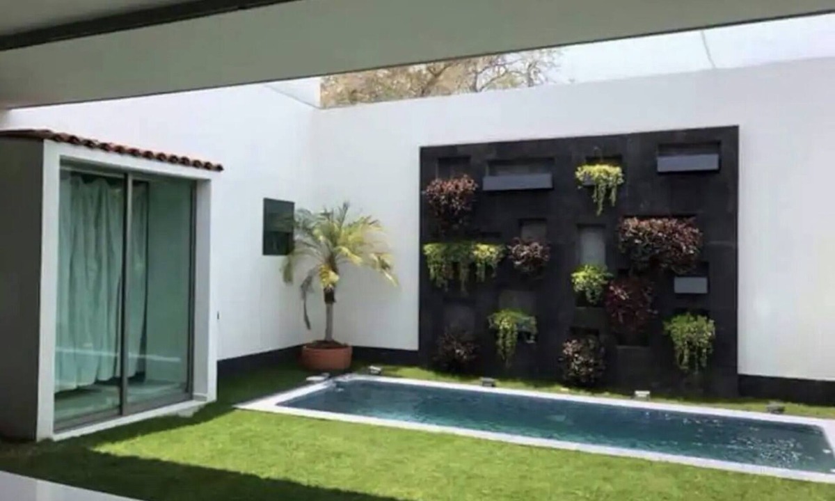 Las Palmas House | Casa Contemporánea Nueva con Alberca y Aire Acondicionado en Colima, un Nivel
