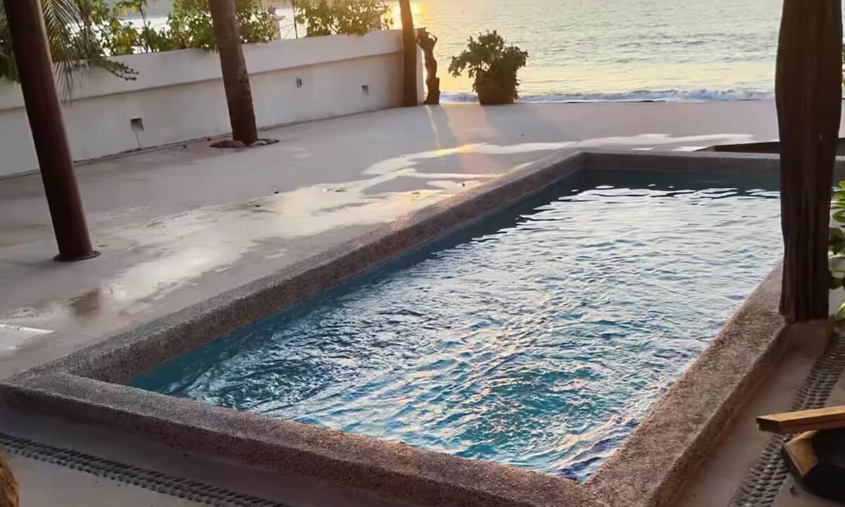 Barra de Potosi House | Casa de la Luna - El Mar