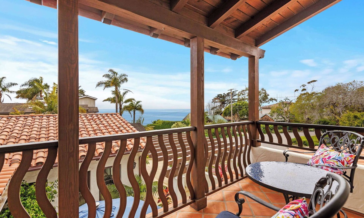 West Mesa House | Casa de Lujo - Spanish Seaside Retreat