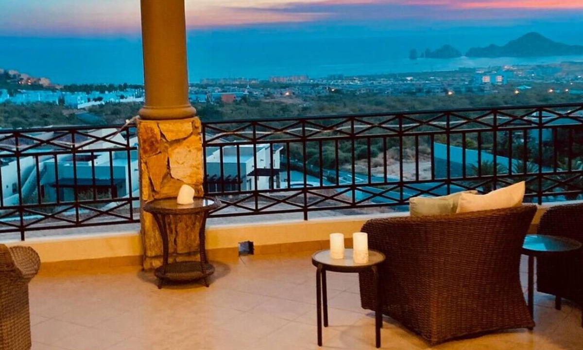 El Tezal Condo | CASA DE PIPPA, Incredible 2B/2B, Ocean/Arch Views!