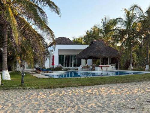 Barra de Colotepec Villa | Casa del Carmen