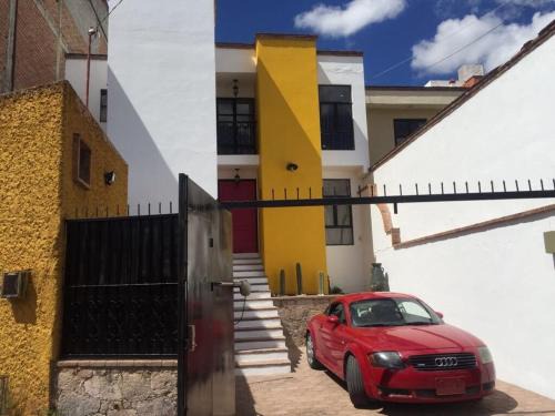 Guanajuato House | Casa Dos Hermanas