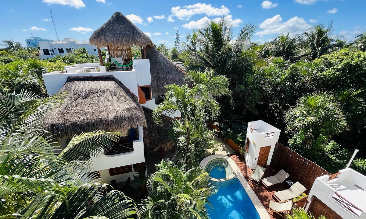 Akumal Villa | Casa Galeria - Jacuzzi, pool, and bikes, perfect for a vacation!