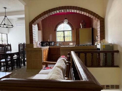 Lazaro Cardenas House | CASA Golondrinas PV