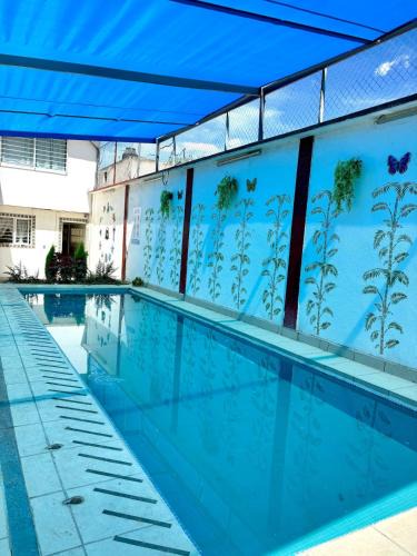 San Luis Potosi House | Casa grande céntrica con alberca