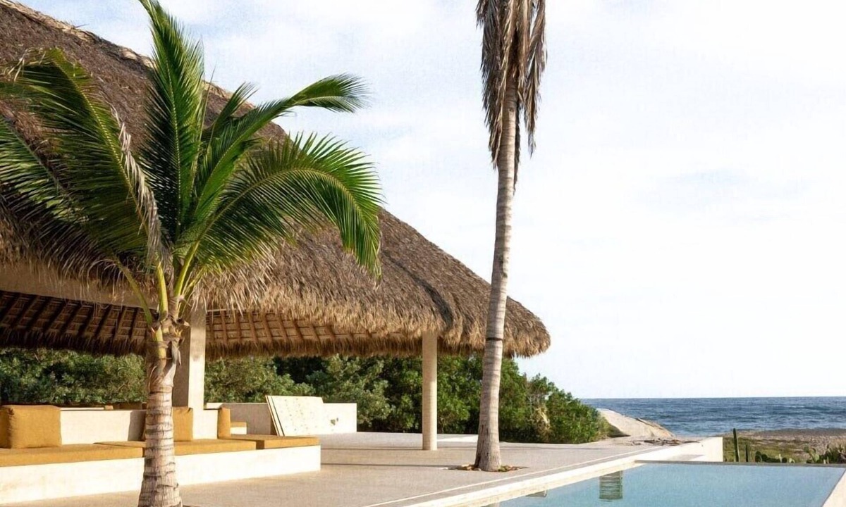 Santa Maria Tonameca Villa | Casa Jurel with pool and private beach access