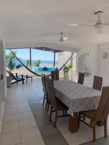 Caleta House | Casa Las iguanas