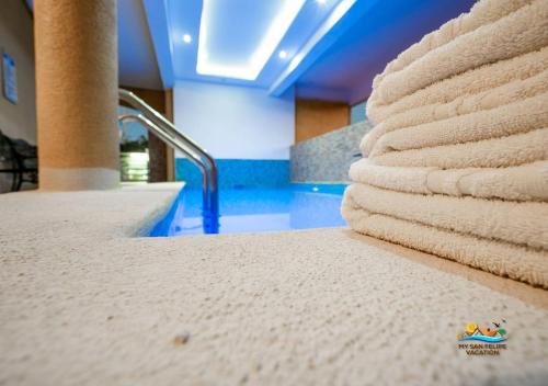 Segunda Seccion Cabin | Casa Mar de Cortez - 6BR - One minute to Malecon