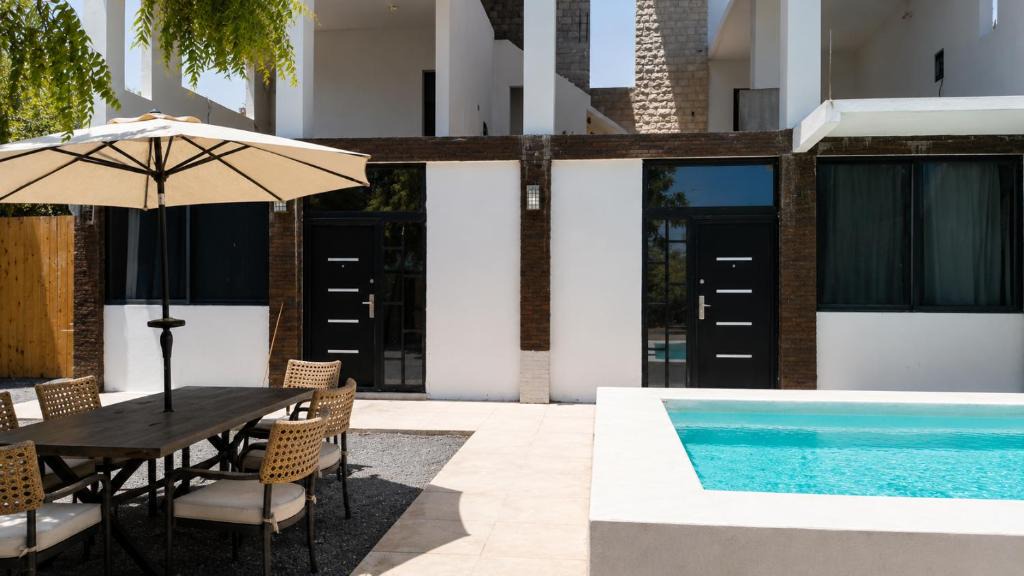 El Centenario Apartment | Casa Privada con Alberca de 2 Habitaciones