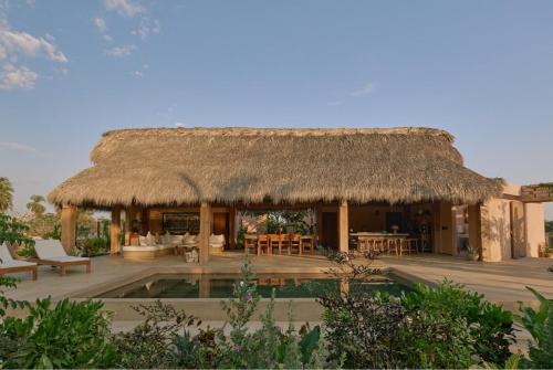 Barra de Colotepec Villa | Casa Sicarú - 4 bedroom up to 10 people