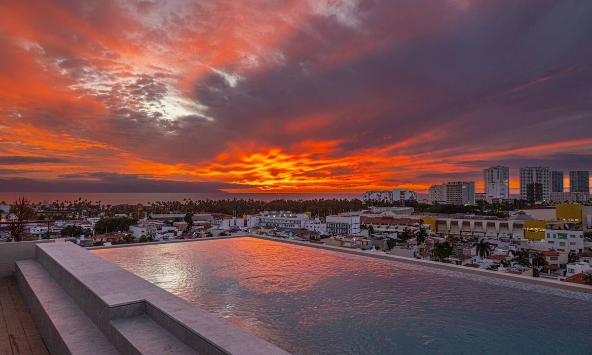 Ex Hacienda El Pitillal Condo | Casa Stephano - New Luxe Condo in Versalles. The Hidden Gem of Puerto Vallarta!
