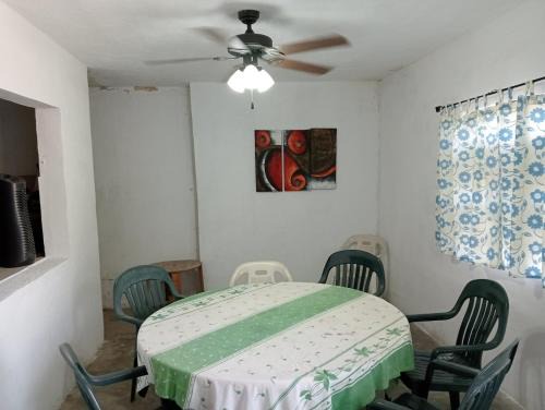 Ciudad Victoria House | Casa tranquila, céntrica para familias grandes -10 personas-