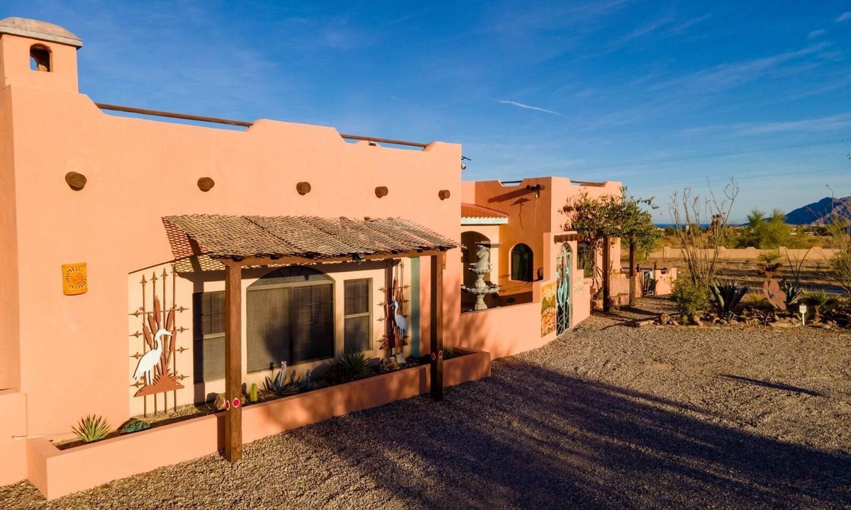 El Dorado Ranch House | Casa Zur Heide | Resort | Heated Pool