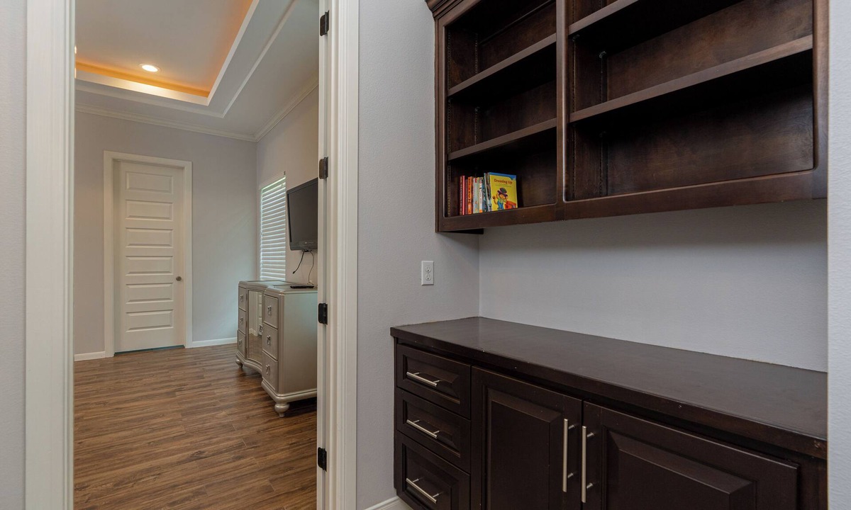 North Ridge Park House | CasaBay charming house in the best neighborhood welcome to CasaBay!