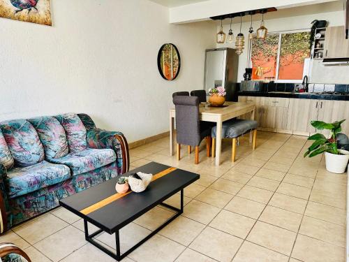 Oaxaca Apartment | Casita Iluminada
