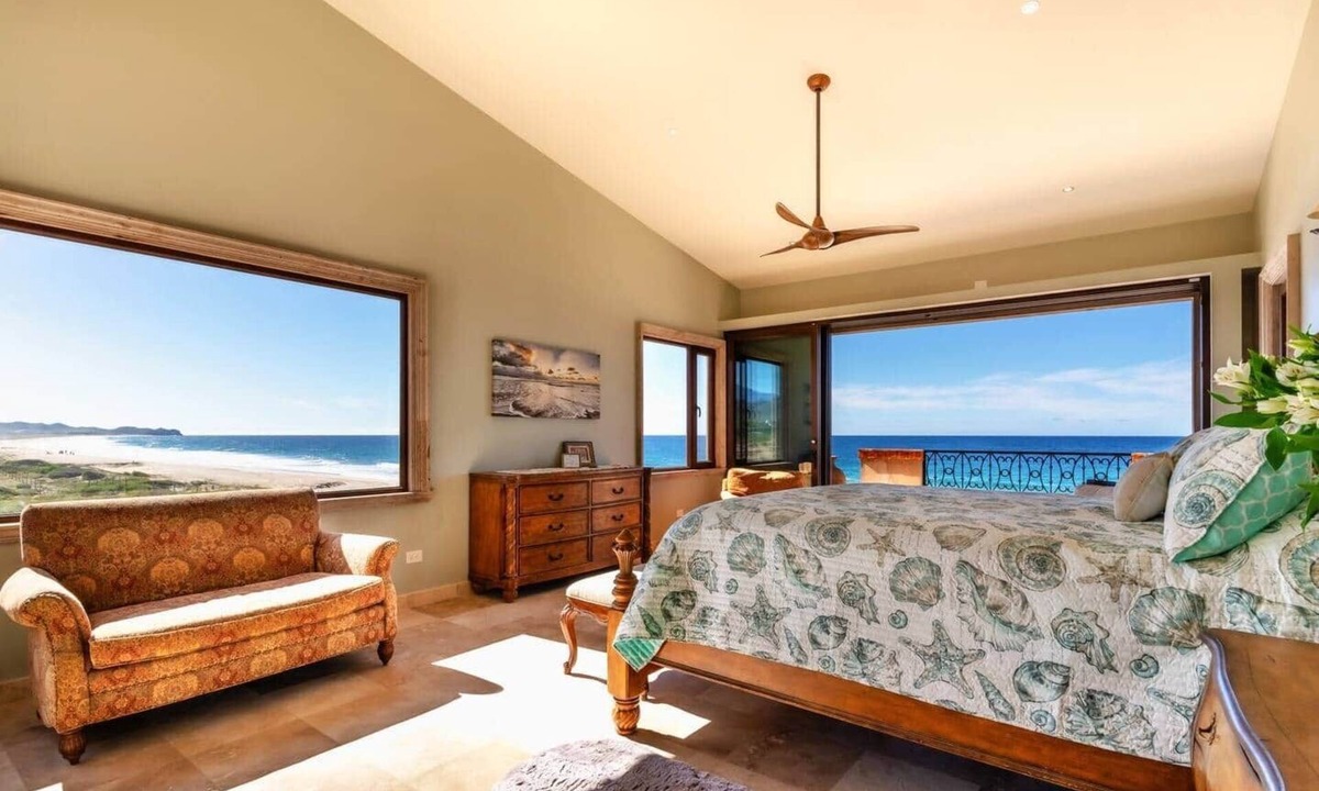 Cerritos House | Château Cerritos | Luxe Oceanfront Estate