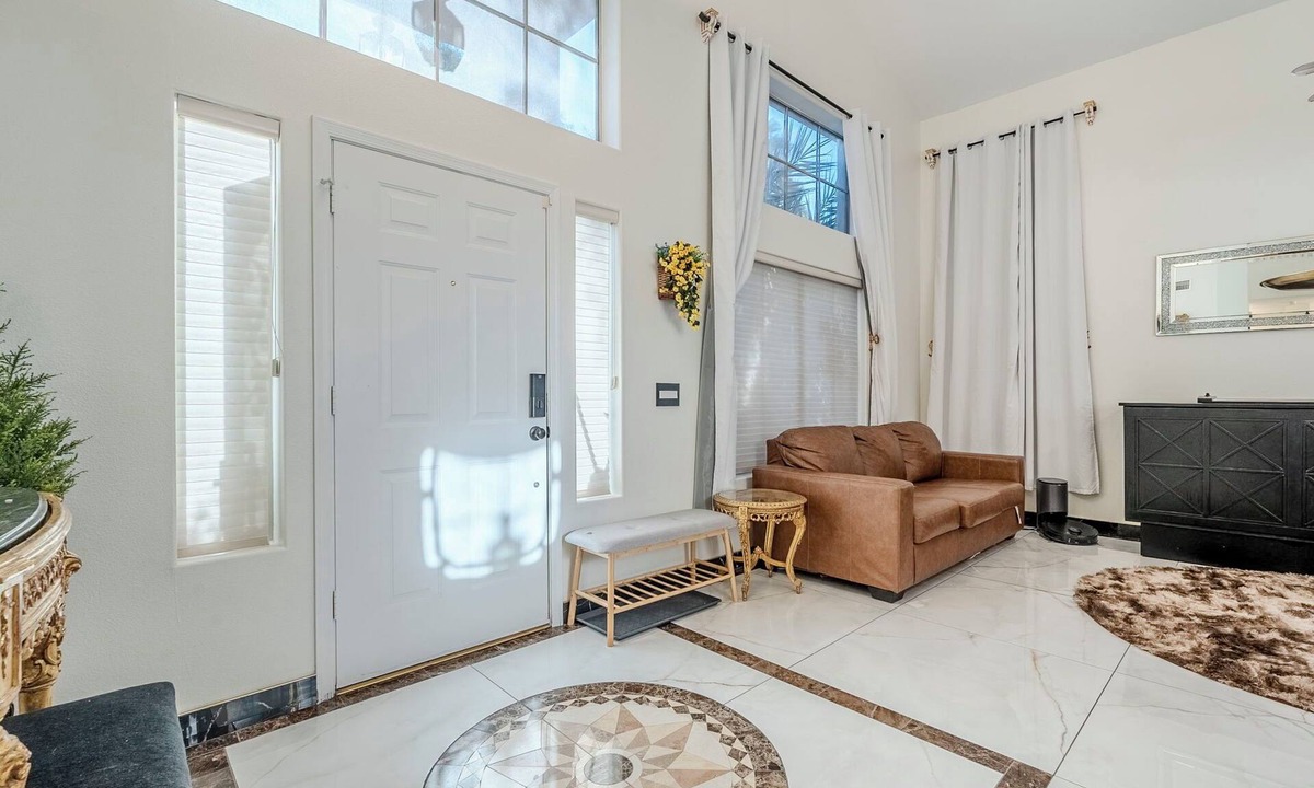 Carino Estates House | Chandler House Free Heated Pool/Spa/Game Room/Golf