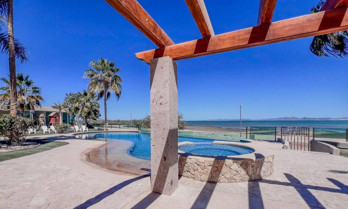 El Centenario Condo | Charming 1-bedroom Studio condo in nice El Centenario with WiFi, AC great view.