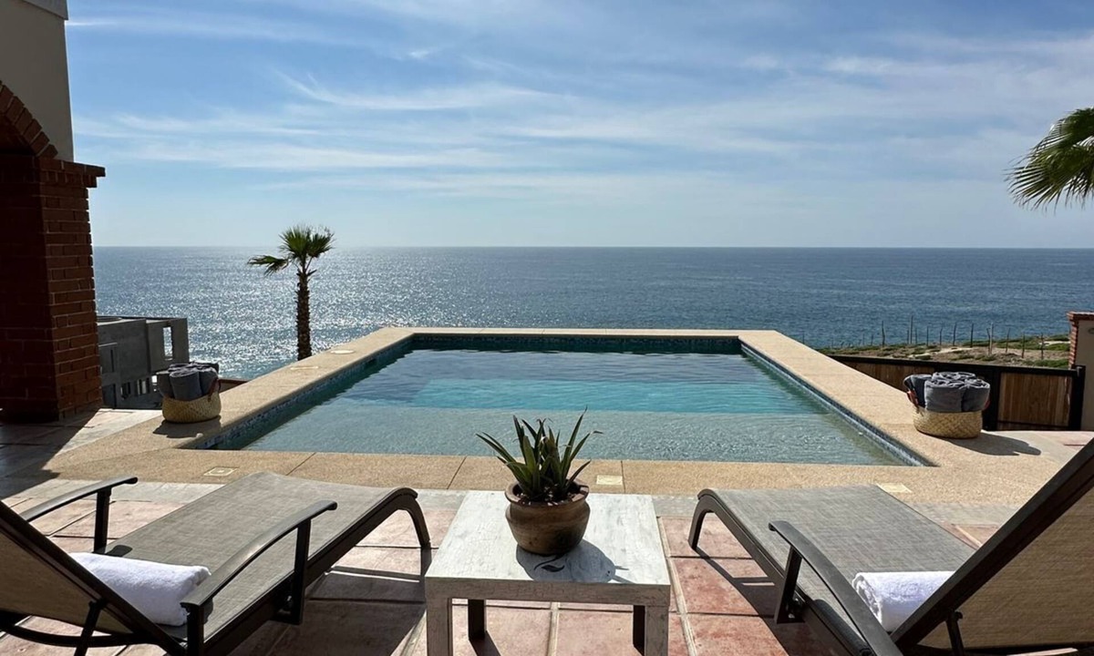 Cerritos Villa | Charming 3-bedroom villa with AC, incredible ocean views.