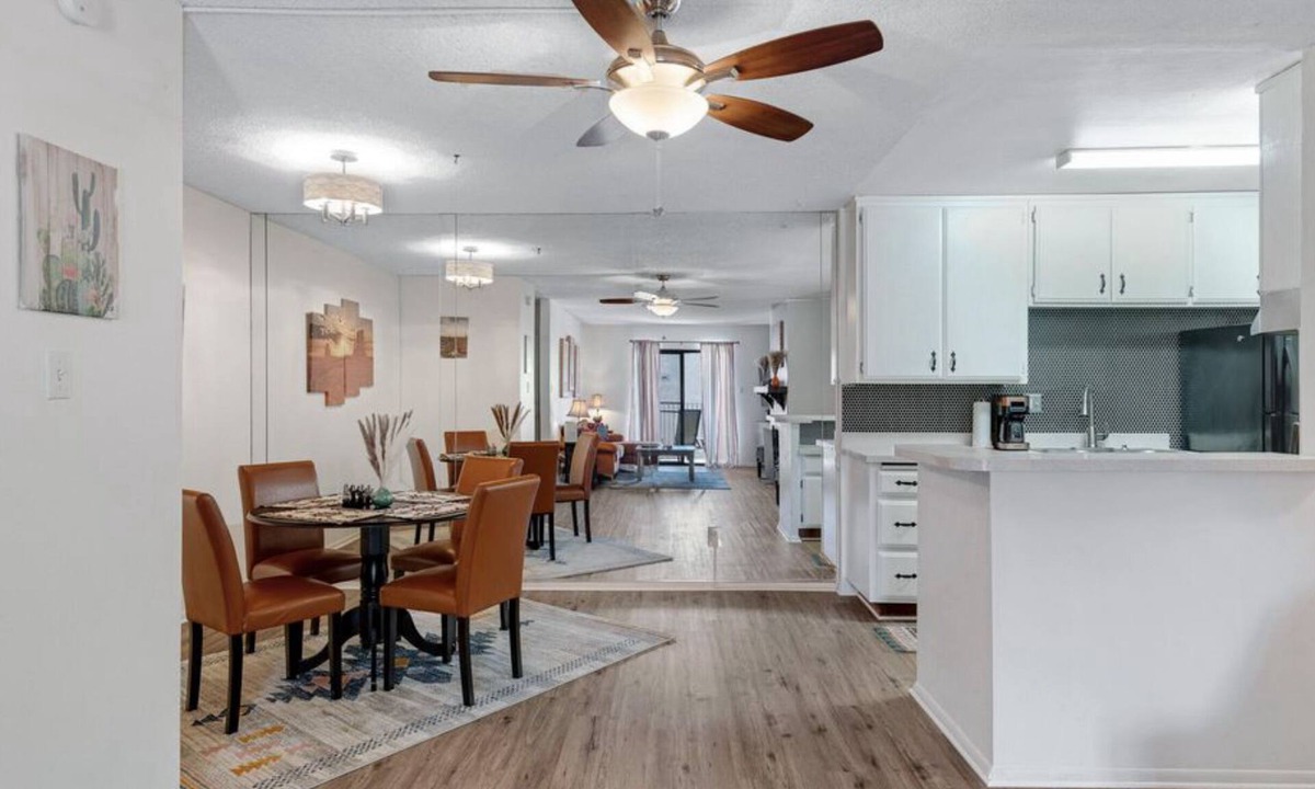 Ingleside Club Condo | Charming Updated Complete with Furnishings 1-bedroom condo In Arizona Decor