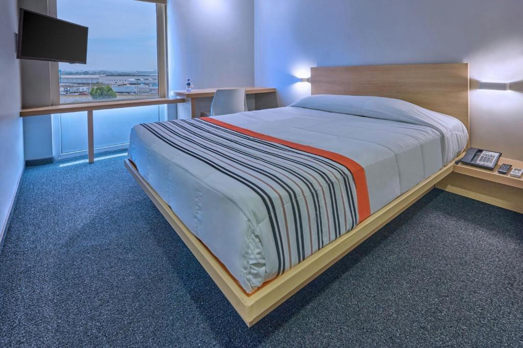 Tlaquepaque Hotel | City Express Junior by Marriott Guadalajara Periferico Sur