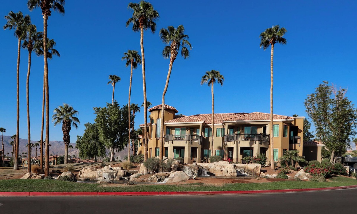 Palm Desert Villa | COACHELLA Marriott Desert Springs Villas 2, Kitchen, Access to Resort Amenities