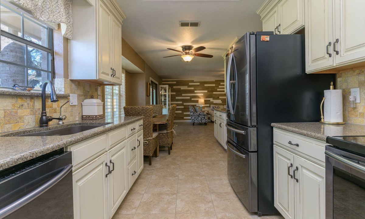 Laguna Vista House | Coastal Cottage