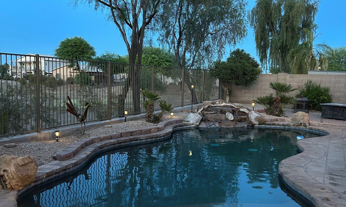 San Tan Valley House | Come relax with your favorite beverage on the covered deck and enjoy Arizona