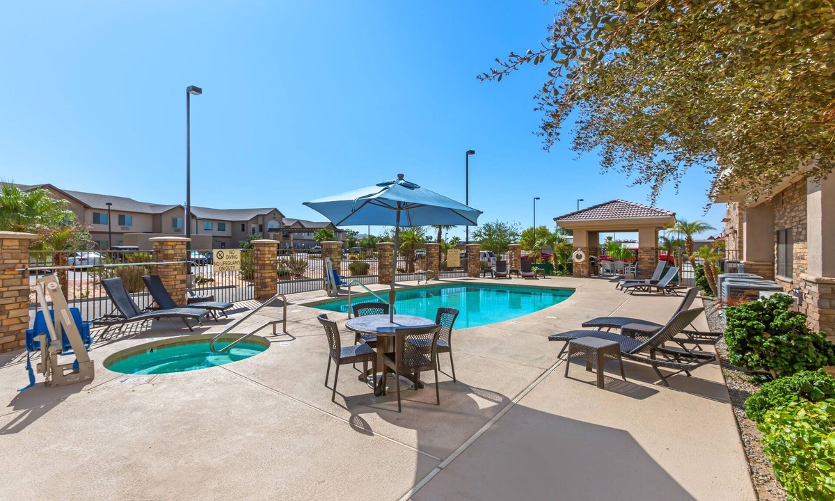 Fortuna Foothills Hotel | Comfort Inn & Suites Yuma I-8
