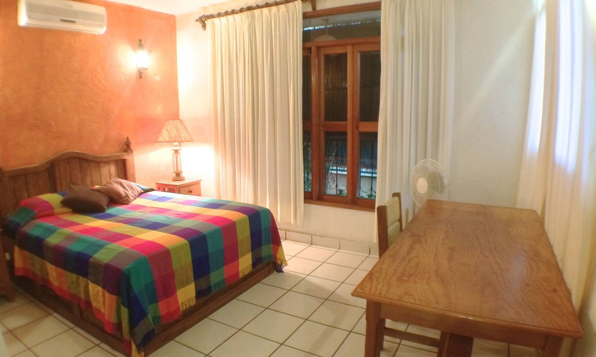Zihuatanejo Apartment | Comfortable One-Bedroom La Ropa Apartment