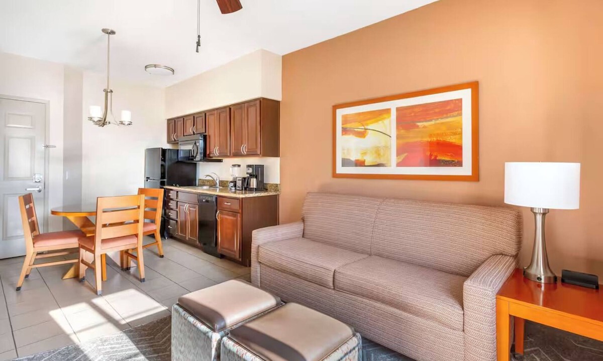 Palo Verde Hotel | Comfortable Tucson Suites w/Pool & Game Room | 2 Units Close to UArizona