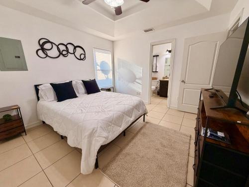 Edinburg Apartment | Comfy Apartment Prime Location