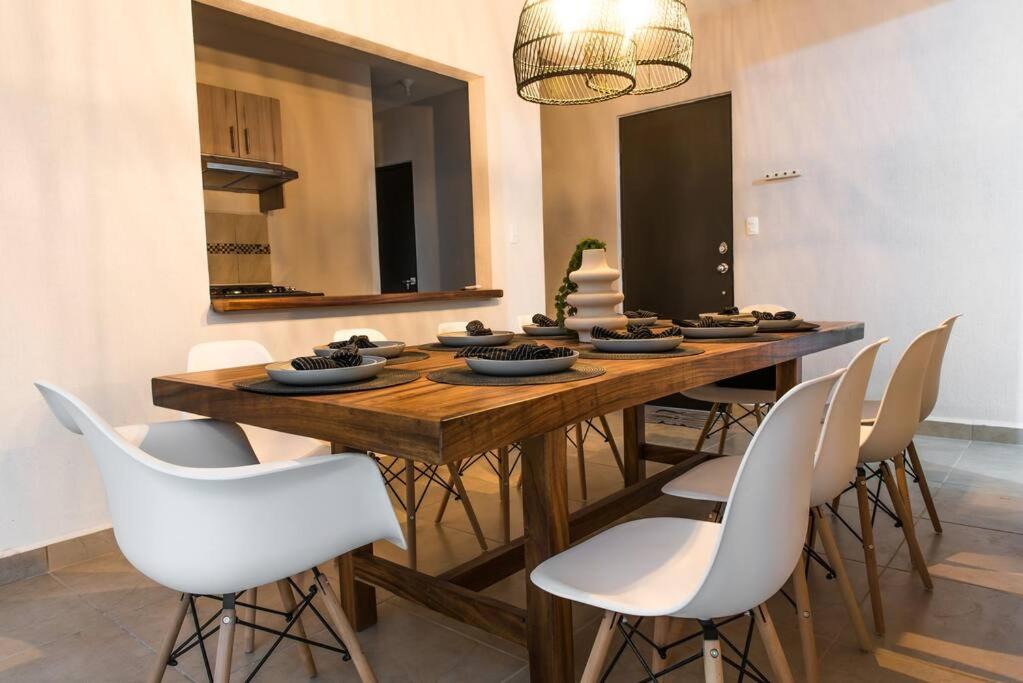 Acapulco Apartment | *Con Club de Playa y Alberca : Hasta 18 huéspedes*
