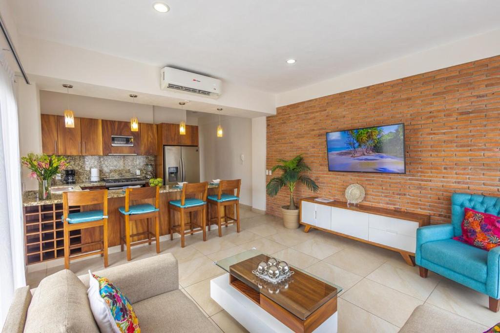 Downtown Puerto Vallarta Apartment | Condominium in the heart of PV 301