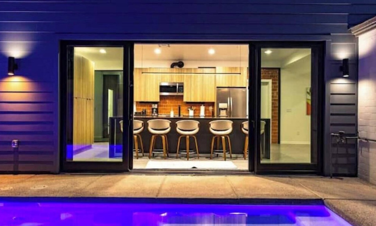 Coronado House | CoroMODo! Firepit, Outdoor kitchen