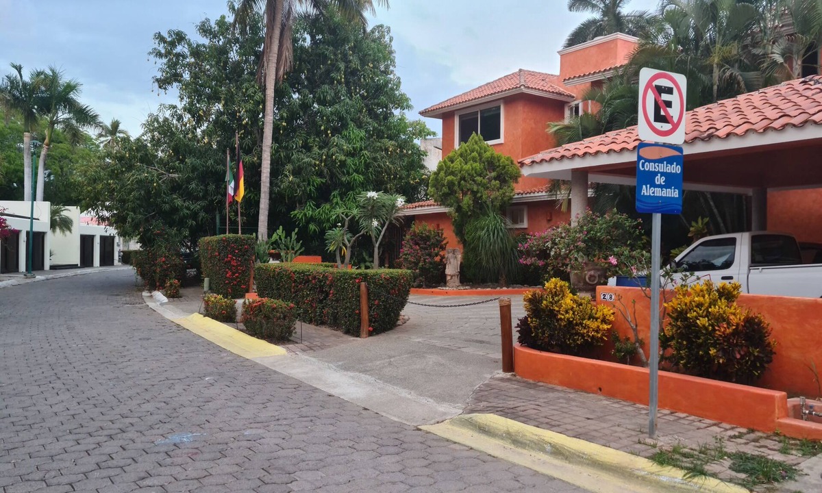 Ixtapa Apartment | Cosy Apartment In A Beautiful Golf Course Residence Close To Beach, Golf